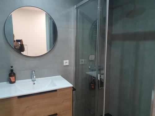 Charming Apartment in the Heart of Historic Porto, Porto (Foto 10)