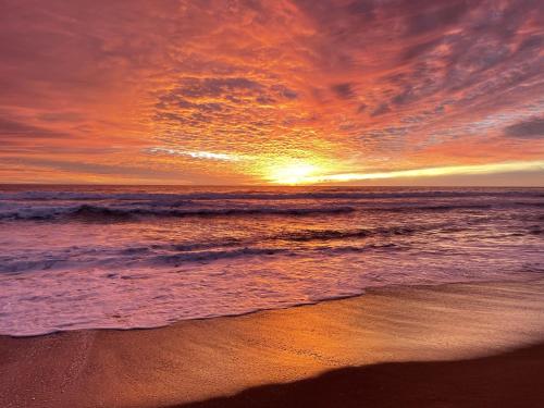 Cerca de lugares turísticos, Casa familiar cerca de la playa in Zapallar