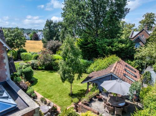 Eksterijer hotela, The Garden Studio in Dorking