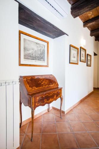 Palazzo Marigliano, Neapel (Foto 8)