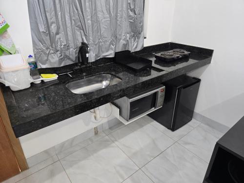 Kitchen, Flat completo a 22 minutos do polo industrial in Aparecida de Goiânia