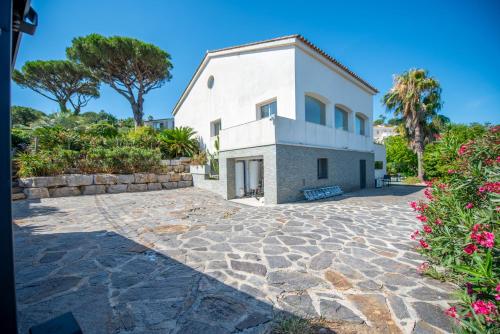 Villa Joia 2 vue mer 7 chambres in Гассон