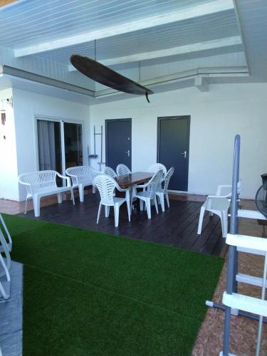 المرافق, Faré Tehaikinoa (Fare Tehaikinoa) in تيهوبو