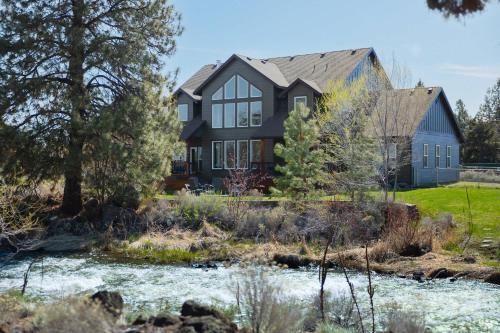 6BR - 6 King Beds - EV - 10min Downtown, Bend (foto 3)
