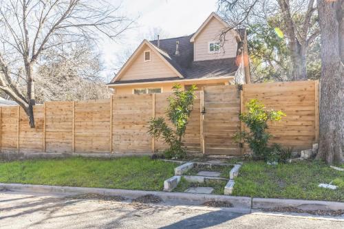 Retreat in Bouldin Creek Walkable to restaurants, Austin