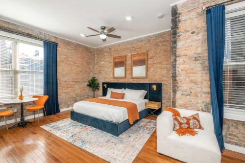 Findlay Market Suite 3 - For 2, Cincinnati