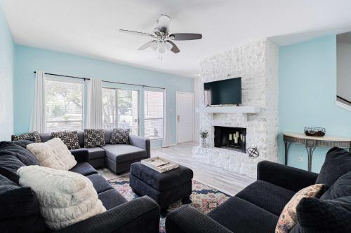 Horseshoe Bay Townhome w Water Access