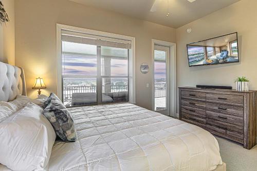 Chic 2BD with Balcony Pool Hot Tub & Marina Views, Horseshoe Bay (fotografie 5)