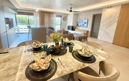 Modern Athenian Riviera Apartment, Ateny (zdjęcie 2)
