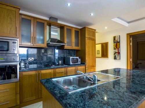 ทัศนียภาพภายนอกโรงแรม, SeaView Apartment in Saint Thomas Bay in มาสคาลา