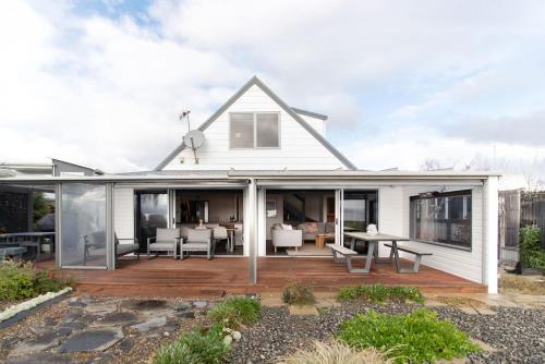 A szálláshely kívülről, Willow Lakehouse Rotorua in Hannas Öböl