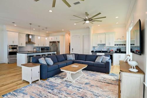 Private Heated Pool with Elevator Access & FREE ACTIVITIES in Fort Morgan