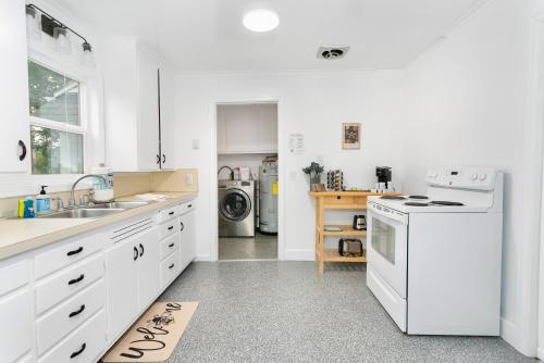 Breakwater Resort in Grayland