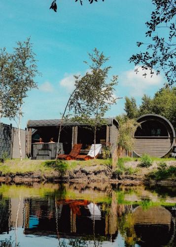 Spa, Schlaffass Natursee-Chalet mit Sanitarfass,Hot Tub,Sauna,Jacuzzi,angeln in Twist