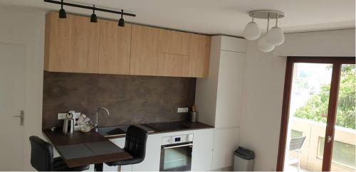 Cozy 2-Room Apartment, 10 min Walk to Tram for Geneva in Gaillard