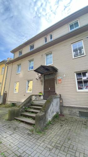 Toompea 2 bedroom Apartment in Kassisaba