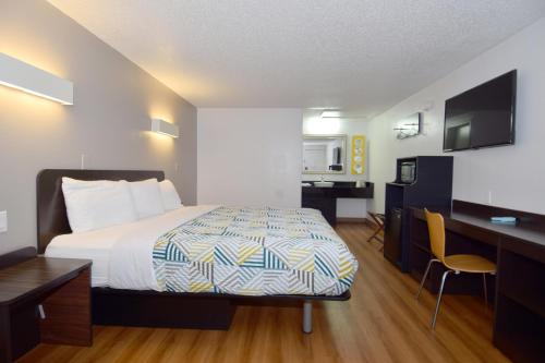 Motel 6 Hamburg, NY in Scranton (NY)