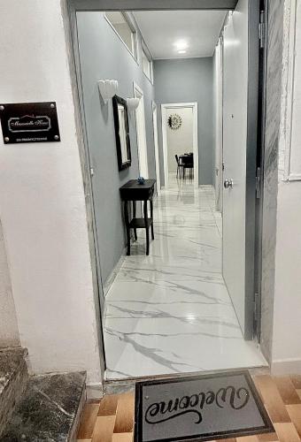 Masaniellohouse, Naples