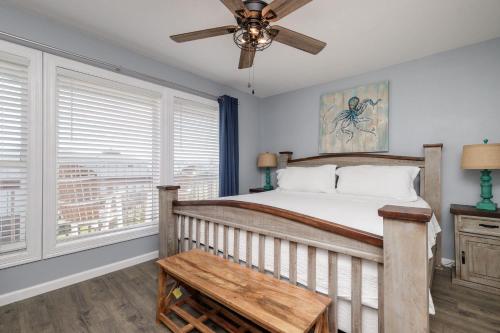 Ocean Views - Sleeps 6 Resort Pool in Port Aransas (TX)