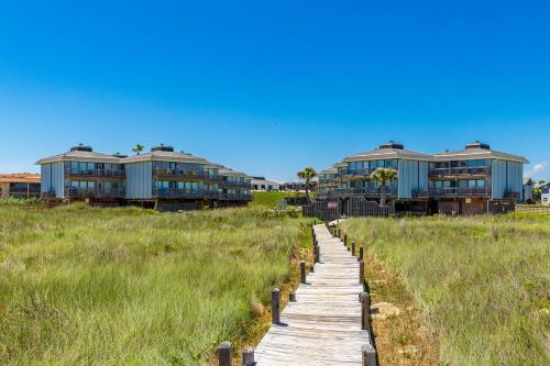Ocean Views - Sleeps 6 Resort Pool in Port Aransas (TX)