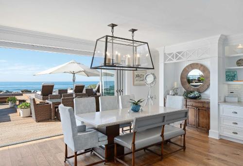 Seacliff Beach Retreat - Amazing Beachfront for Family of 6 in Faria Beach (CA)