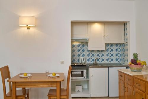 Kitchen, Cheerfulway Minichoro Apartamentos in Albufeira