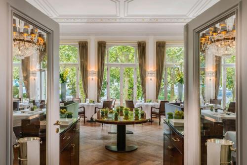 Hotel Louis C. Jacob - image 4