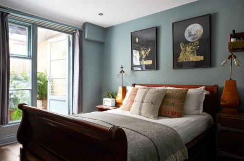 Comfort Quadruple Room room in Artist Residence Brighton