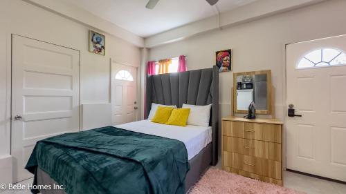 Aquoia Luxe Suite - 10min from UVF Airport in Vieux Fort