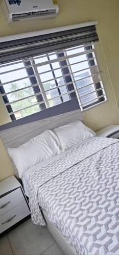 Cozy Gem in Ada Foah