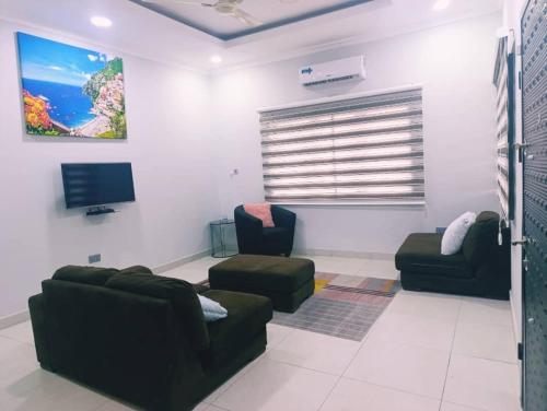 Cozy Gem in Ada Foah