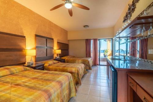 Hotel Playa Del Sol in Los Barriles, Mexico