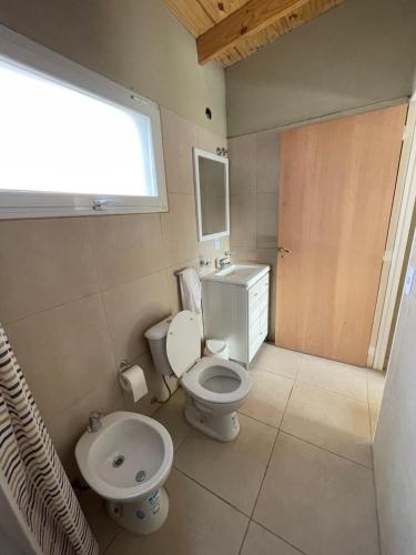 화장실, Carli Añelo (Carli Anelo) in 아넬로