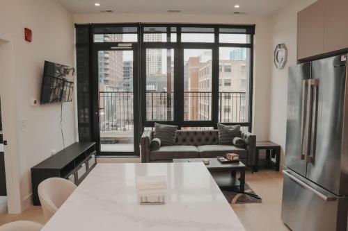 River North Private Balcony With In and Out Parking near 311 South Wacker Drive Chicago