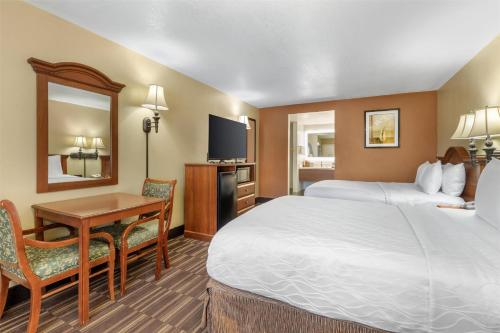 Best Western Desert Winds - main image