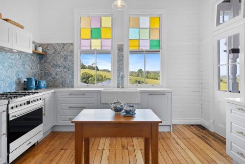 Yarrum Downs House - Luxury Farmstay - 5 min to beach in Cudgera Creek