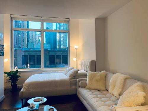 Entire luxury apt midtown with pool, gym, and sauna, New York (Foto 6)