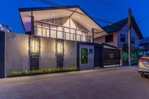芭提雅全新4卧别墅Pattaya Pacific Pool Villa