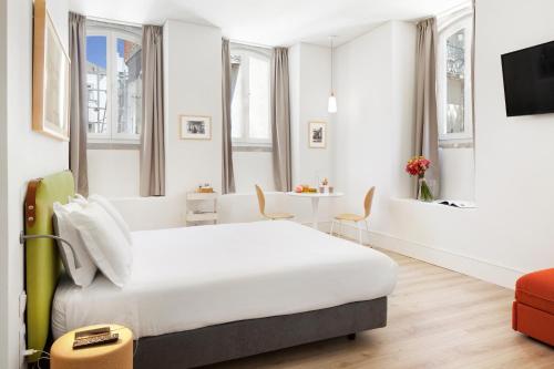 Ascensor da Bica - Lisbon Serviced Apartments - Oeiras Ascensor da Bica - Lisbon Serviced Apartments - Oeiras