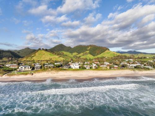 Beachfront House at Whiritoa, Coromandel in Whangamata
