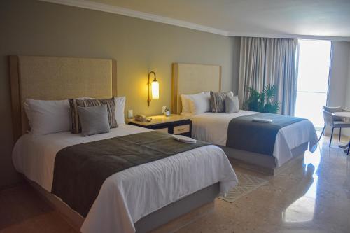 Princesa Loft Golf View Double room in Princess Mundo Imperial Riviera Diamante Acapulco