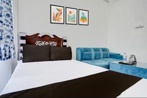 Hotel o crown in Kannauj