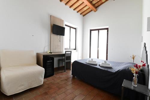 치비타노바 마르케 Moretti Village - SOPHIE ROOMS COUNTRY HOUSE 4성급 게스트하우스 스위트룸