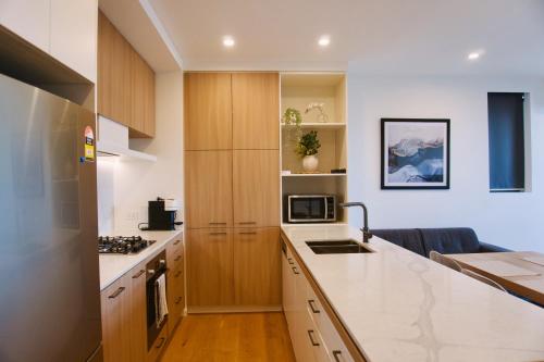 Signature Suite - 2BR 2Bath Stay in 艾凡赫