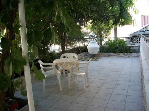  Mitrou Zacharias Studios in Loutra Edipsou