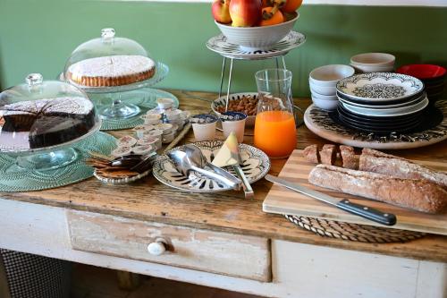 치비타노바 마르케 Moretti Village - SOPHIE ROOMS COUNTRY HOUSE 4성급 게스트하우스 전망