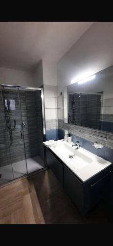 Twins apartment in Сан - Джованні Піро