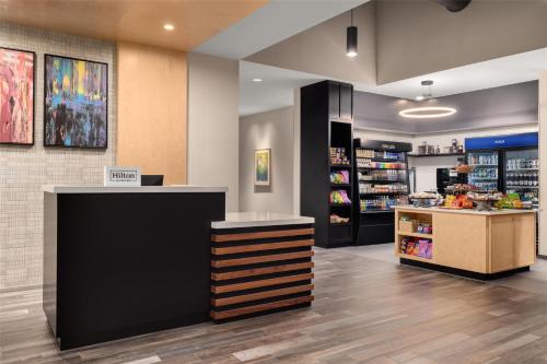 Hilton Garden Inn Burlington Downtown - image 8