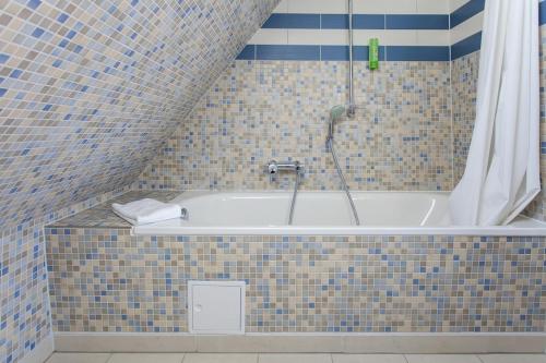 Bathroom, Halber Mond in Heppenheim An Der Bergstrasse