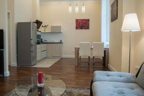 Anna Apartment - image 11